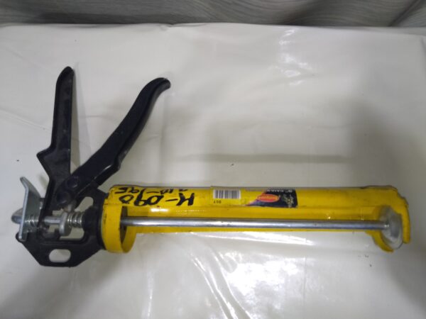 9'' CAULKING GUN BESTGUARD