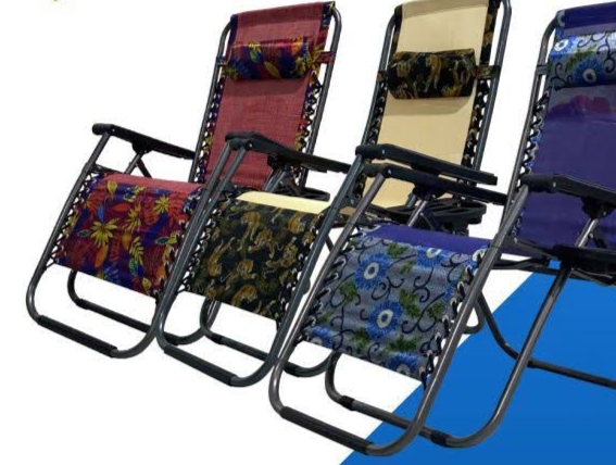 FOLDING CHAIR ASSORTED DESIGN