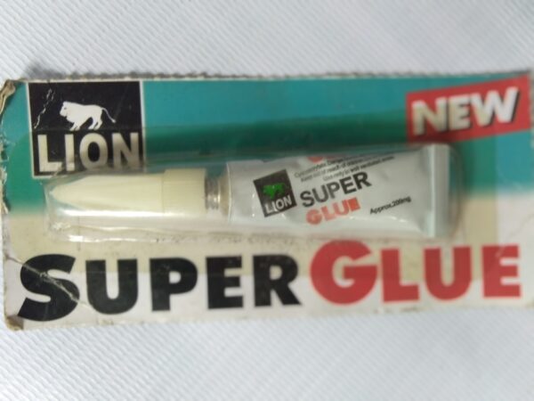 LION super glue