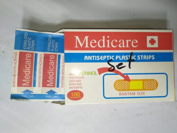 Medicare antiseptic plastic strips bantam bond-aid by box