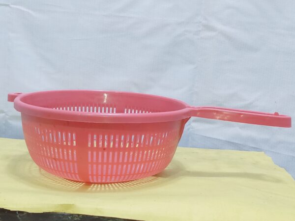 PLASTIC STRAINER WITH HANDLE NO-713