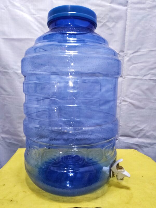 AQUA PET JAR ROUND