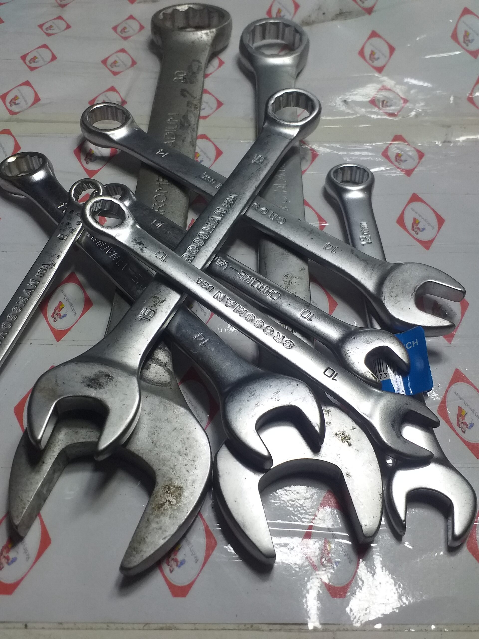 COMBINATION WRENCH ASSORTMENT SIZE