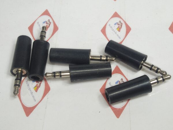 BABY PLUG STEREO PLASTIC
