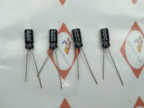 CAPACITOR 100V 4.7UF