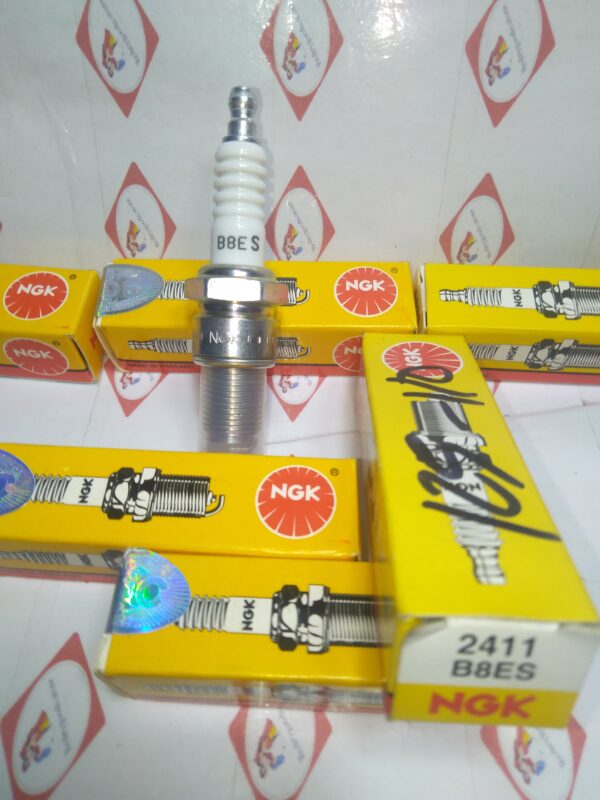 NGK SPARKPLUG JAPAN B8ES PAMBOAT LONG