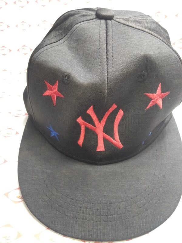 BLACK CAP #101
